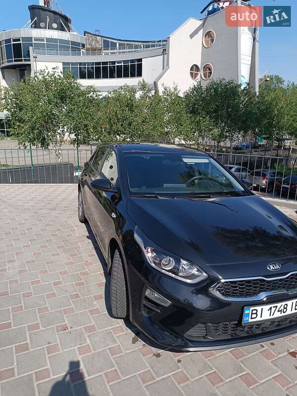 Хэтчбек Kia Ceed 2019 в Запорожье фото 6 Хэтчбек Kia Ceed 2019 в Запорожье