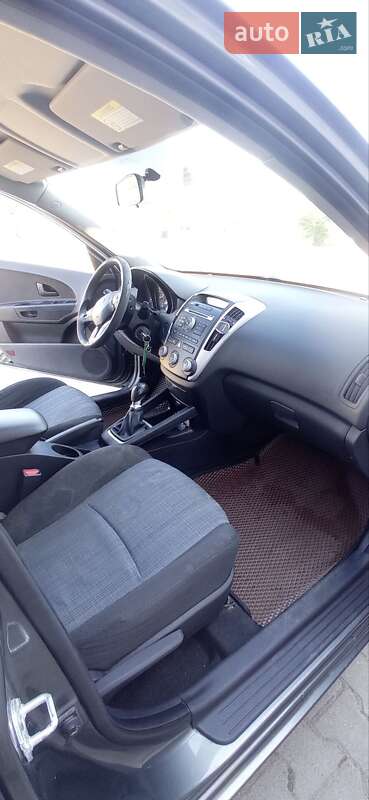 Універсал Kia Ceed 2009 в Нововолинську фото 15 Універсал Kia Ceed 2009 в Нововолинську