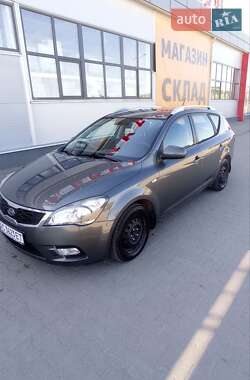 Универсал Kia Ceed 2009 в 