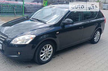 Универсал Kia Ceed 2009 в Черновцах