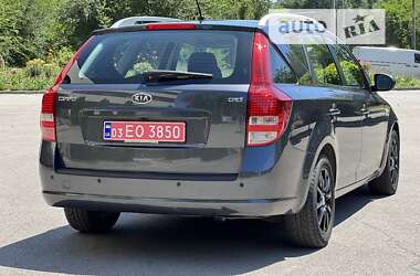 Универсал Kia Ceed 2011 в Днепре