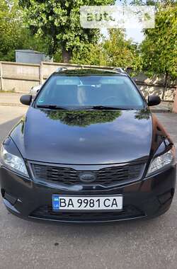 Универсал Kia Ceed 2010 в Кропивницком