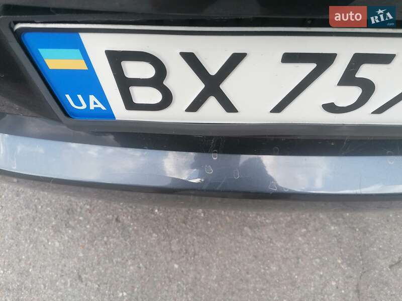 Хетчбек Kia Ceed 2009 в Полонному