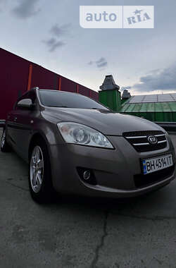 Универсал Kia Ceed 2008 в Киеве