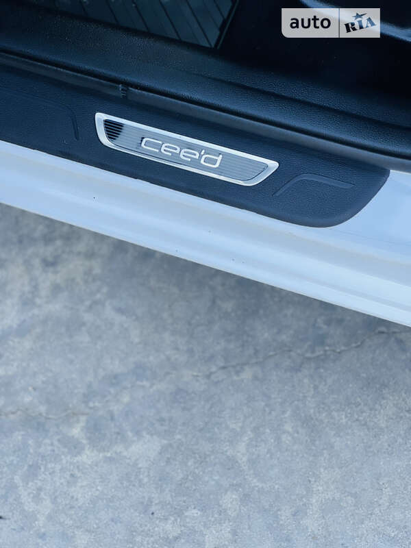 Хэтчбек Kia Ceed 2017 в Одессе