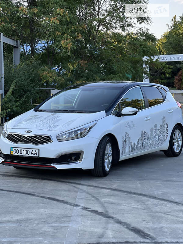 Хэтчбек Kia Ceed 2017 в Одессе