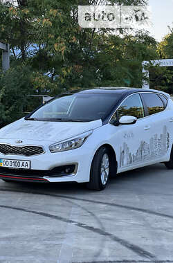 Хэтчбек Kia Ceed 2017 в 
