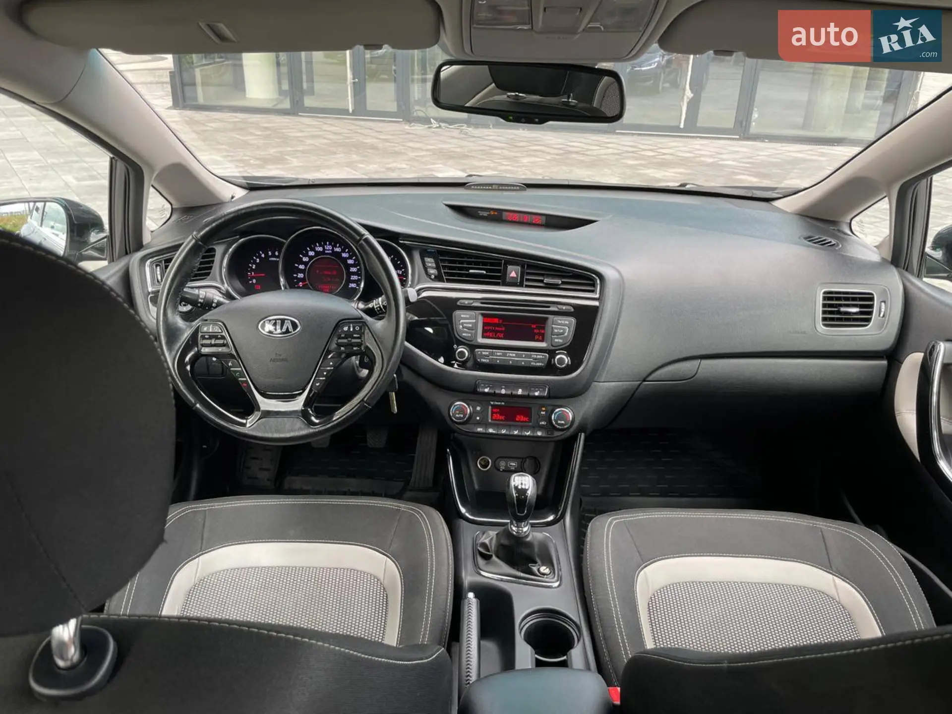 2017 Kia Cee'd - мініатюра 13