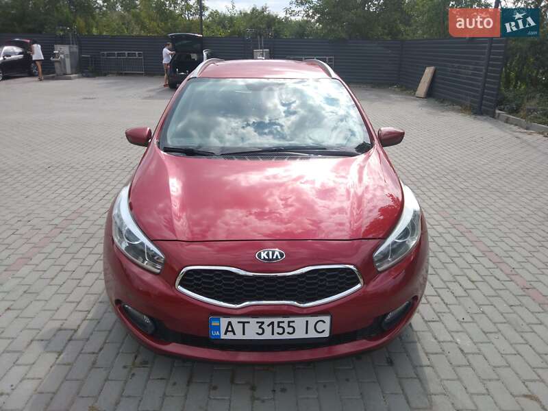 Универсал Kia Ceed 2012 в Ивано-Франковске