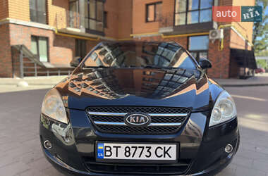 Хетчбек Kia Ceed 2006 в Івано-Франківську