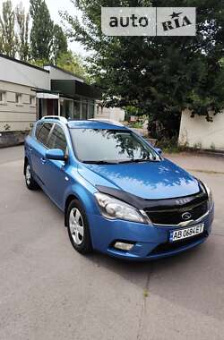 Универсал Kia Ceed 2010 в Киеве