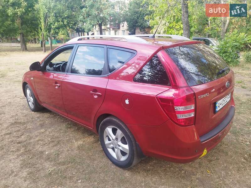 Универсал Kia Ceed 2008 в Краматорске