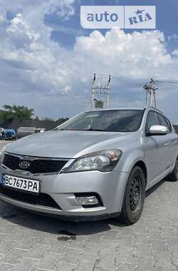 Универсал Kia Ceed 2009 в Львове