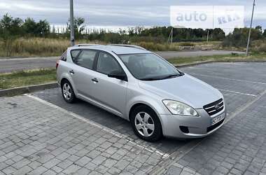 Универсал Kia Ceed 2008 в Львове