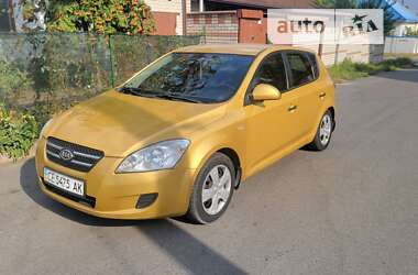 Хэтчбек Kia Ceed 2007 в Днепре