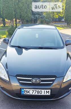 Хэтчбек Kia Ceed 2007 в Ровно