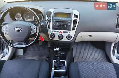 Хетчбек Kia Ceed 2007 в Рівному