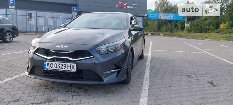 Хетчбек Kia Ceed 2023 в Львові фото Хетчбек Kia Ceed 2023 в Львові