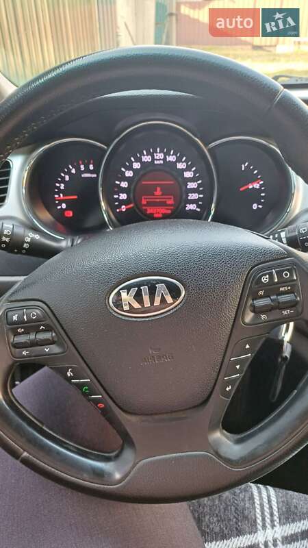 Универсал Kia Ceed 2013 в Новгород-Северском