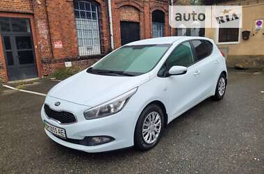 Хетчбек Kia Ceed 2013 в Києві