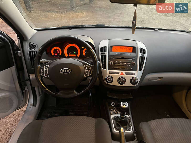 Универсал Kia Ceed 2008 в Черкассах фото 5 Универсал Kia Ceed 2008 в Черкассах