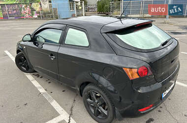 Хэтчбек Kia Ceed 2008 в 