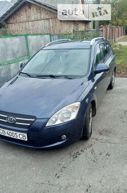 Универсал Kia Ceed 2009 в Борзне