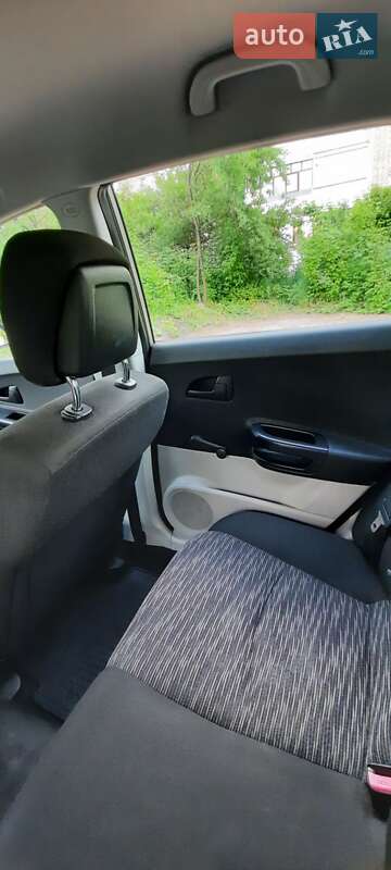 Хэтчбек Kia Ceed 2008 в Виннице