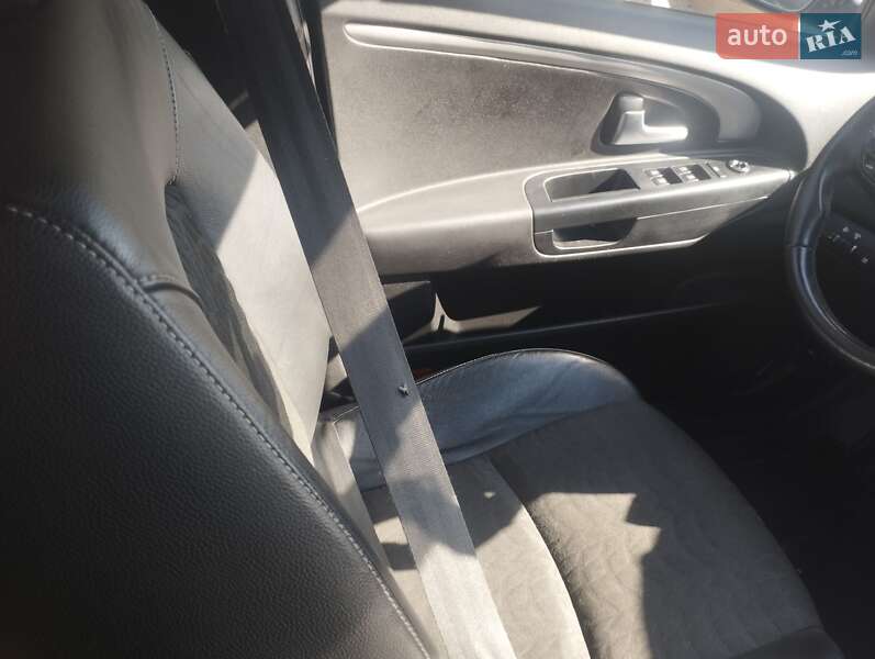Универсал Kia Ceed 2010 в Лысянке