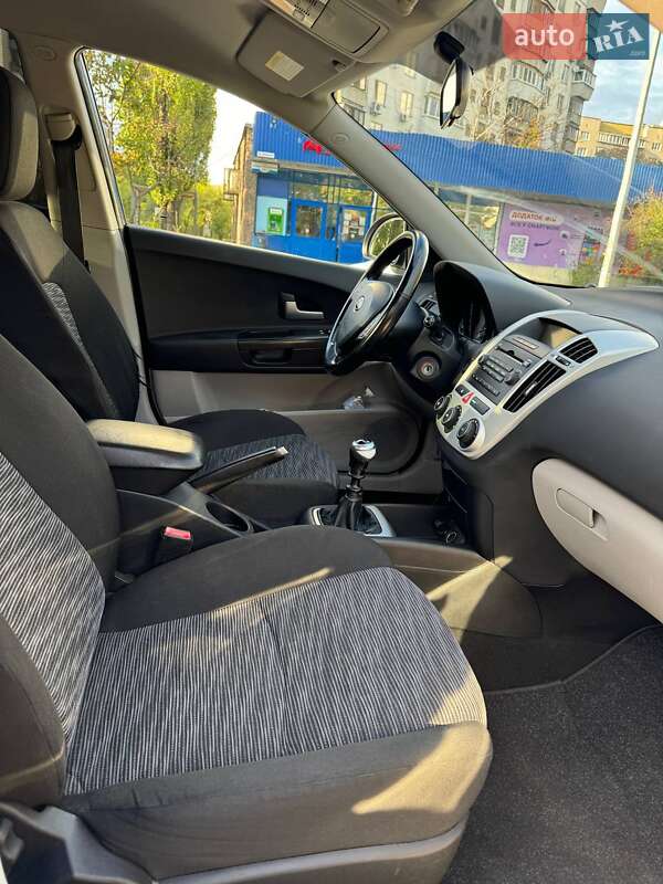 Хэтчбек Kia Ceed 2007 в Киеве фото 4 Хэтчбек Kia Ceed 2007 в Киеве