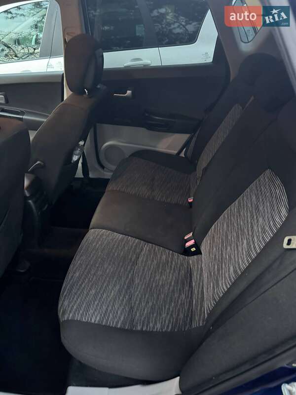 Хэтчбек Kia Ceed 2007 в Киеве