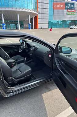 Хэтчбек Kia Ceed 2009 в Чернигове