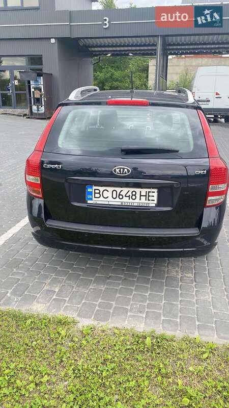 Универсал Kia Ceed 2011 в Трускавце