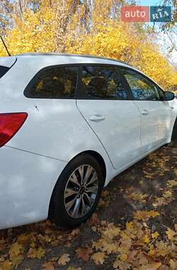 Универсал Kia Ceed 2016 в Киеве