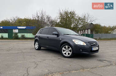 Хэтчбек Kia Ceed 2008 в Звенигородке