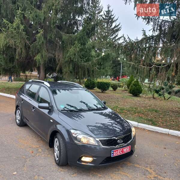 Универсал Kia Ceed 2010 в Белой Церкви