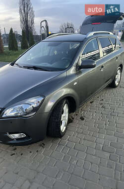 Универсал Kia Ceed 2011 в Харькове