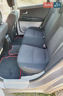 Хэтчбек Kia Ceed 2007 в Раздельной