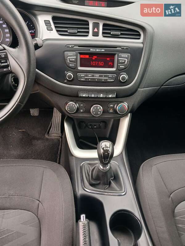 Универсал Kia Ceed 2012 в Запорожье