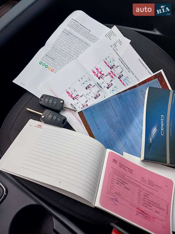 Универсал Kia Ceed 2012 в Запорожье