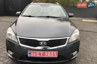 Универсал Kia Ceed 2012 в Ровно