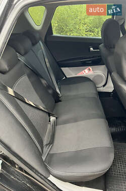 Хетчбек Kia Ceed 2008 в 