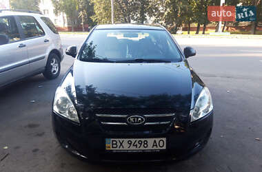 Хэтчбек Kia Ceed 2008 в Хмельницком