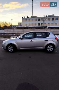 Хэтчбек Kia Ceed 2007 в Белой Церкви