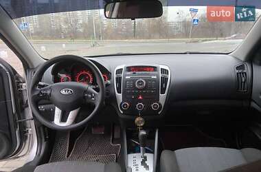 Универсал Kia Ceed 2011 в Киеве