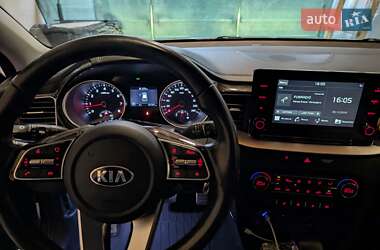 Хэтчбек Kia Ceed 2019 в Ужгороде