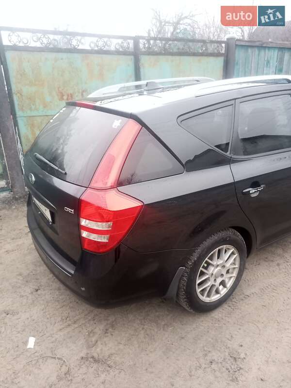 Универсал Kia Ceed 2009 в Киеве