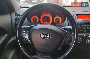 Хетчбек Kia Ceed 2008 в Києві