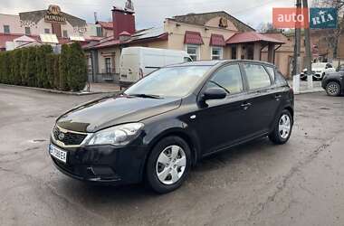 Хетчбек Kia Ceed 2011 в Полтаві