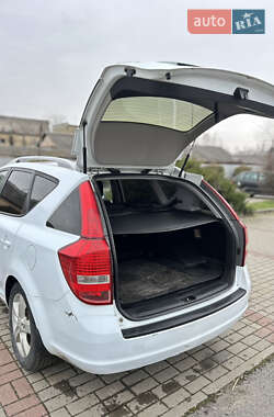 Универсал Kia Ceed 2011 в 